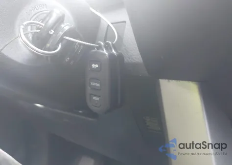 2018 Toyota Rav4 Xle z USA, uszkodzony, nr VIN 2T3WFREV4JW411626